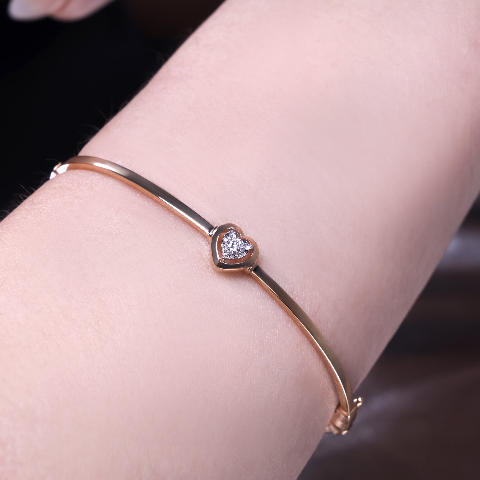 Alina Diamond Bangle (P2510220006)