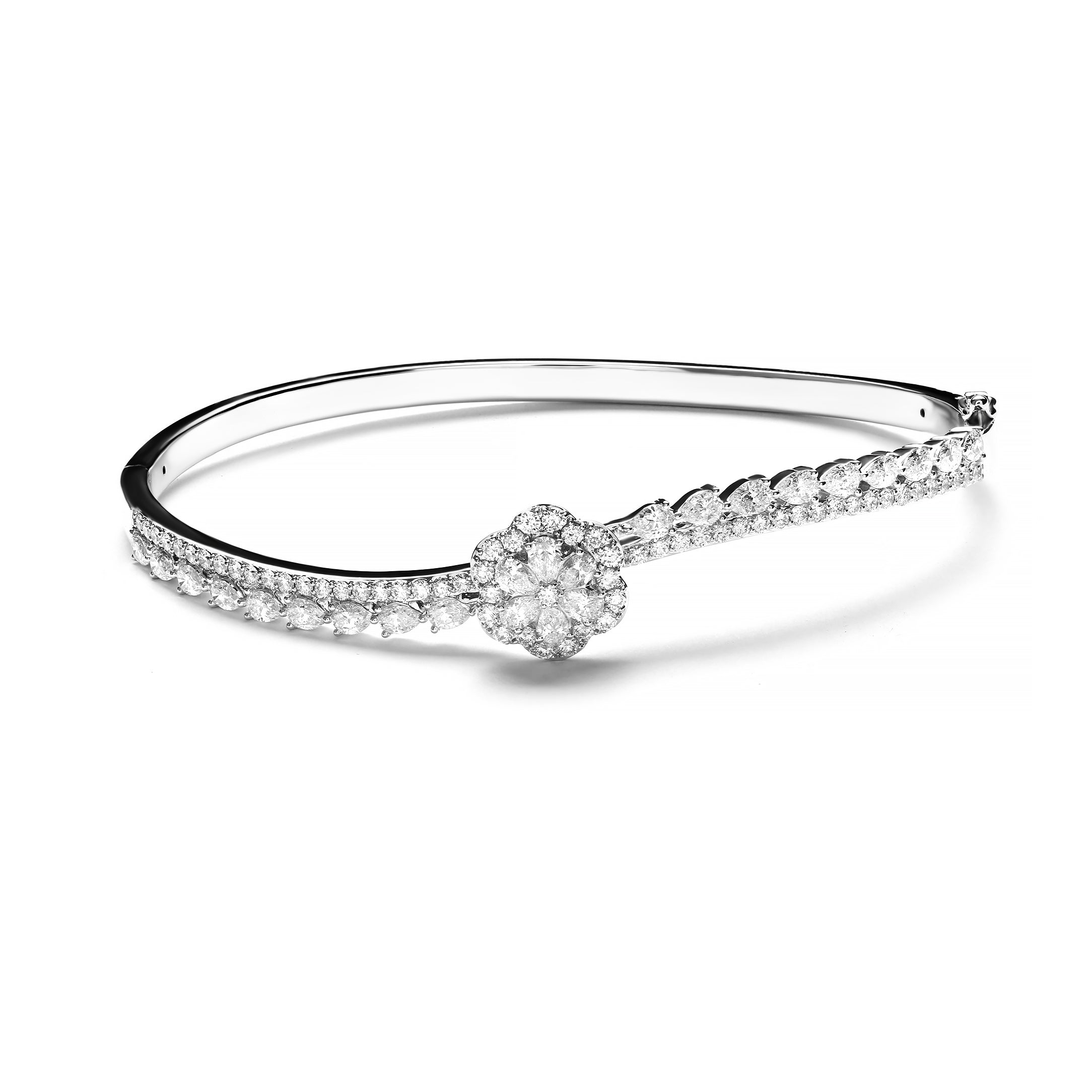 Jeneva Diamond Bangle (P2303230005)