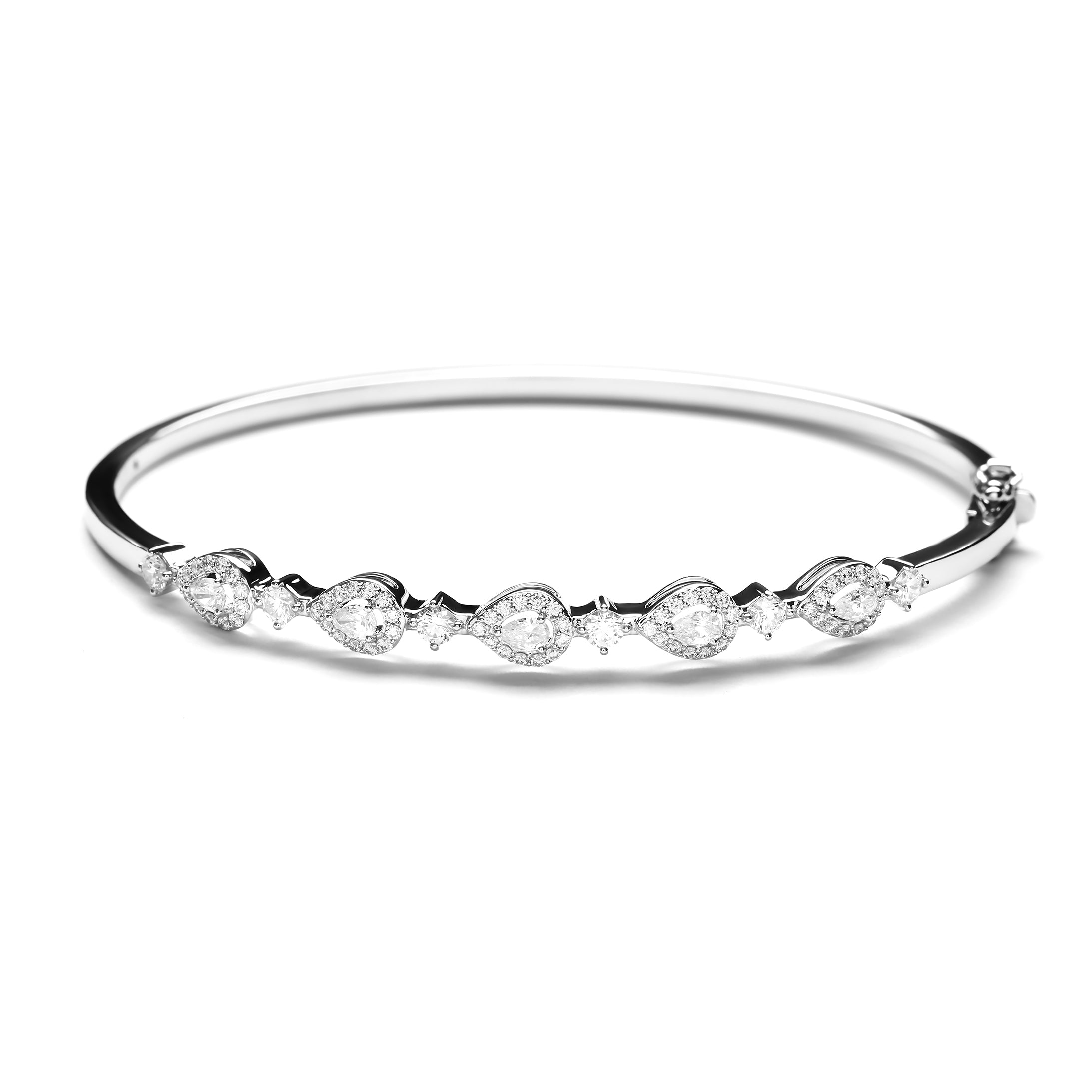 Larose Diamond Bangle (P2302280187)