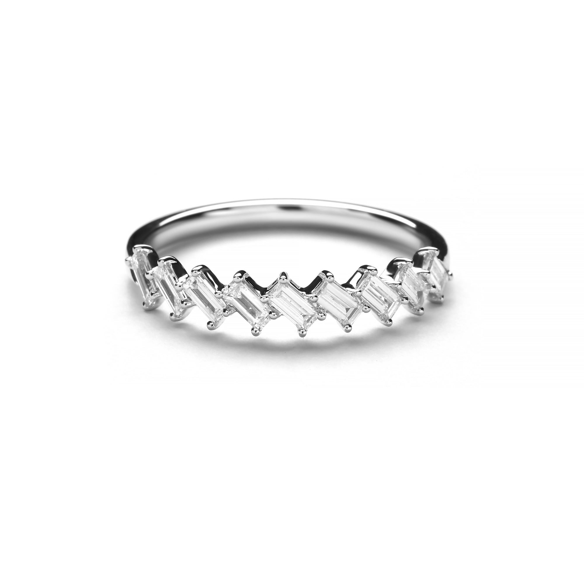 Lorette Diamond Ring (P2303310011)