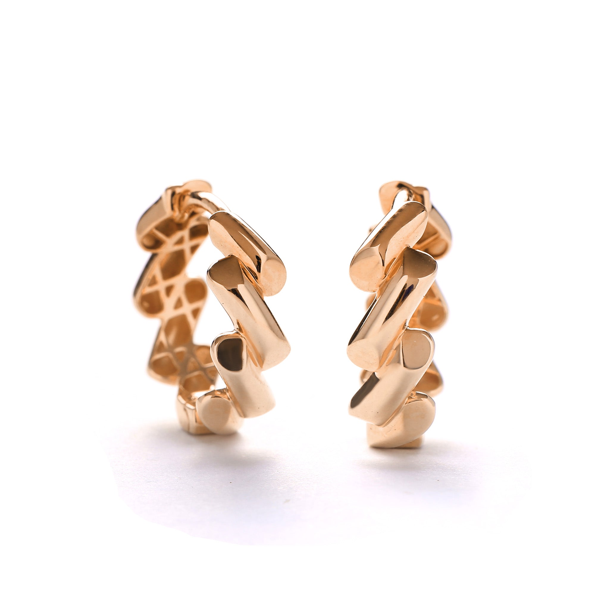Mistval Gold Earring (C2508040069)