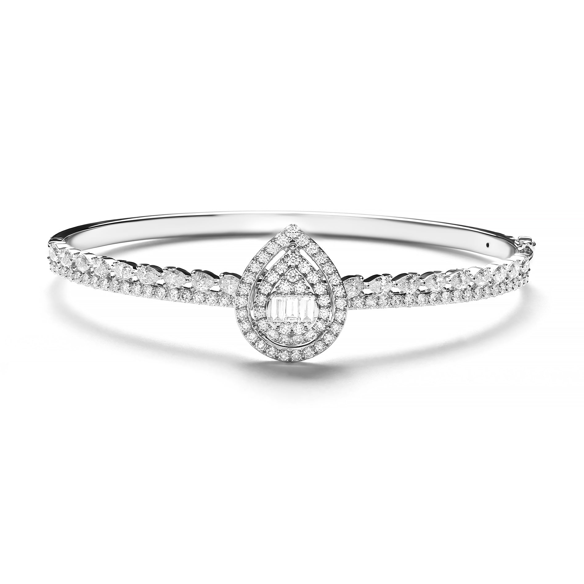 Shaylee Diamond Bangle (P2302220073)