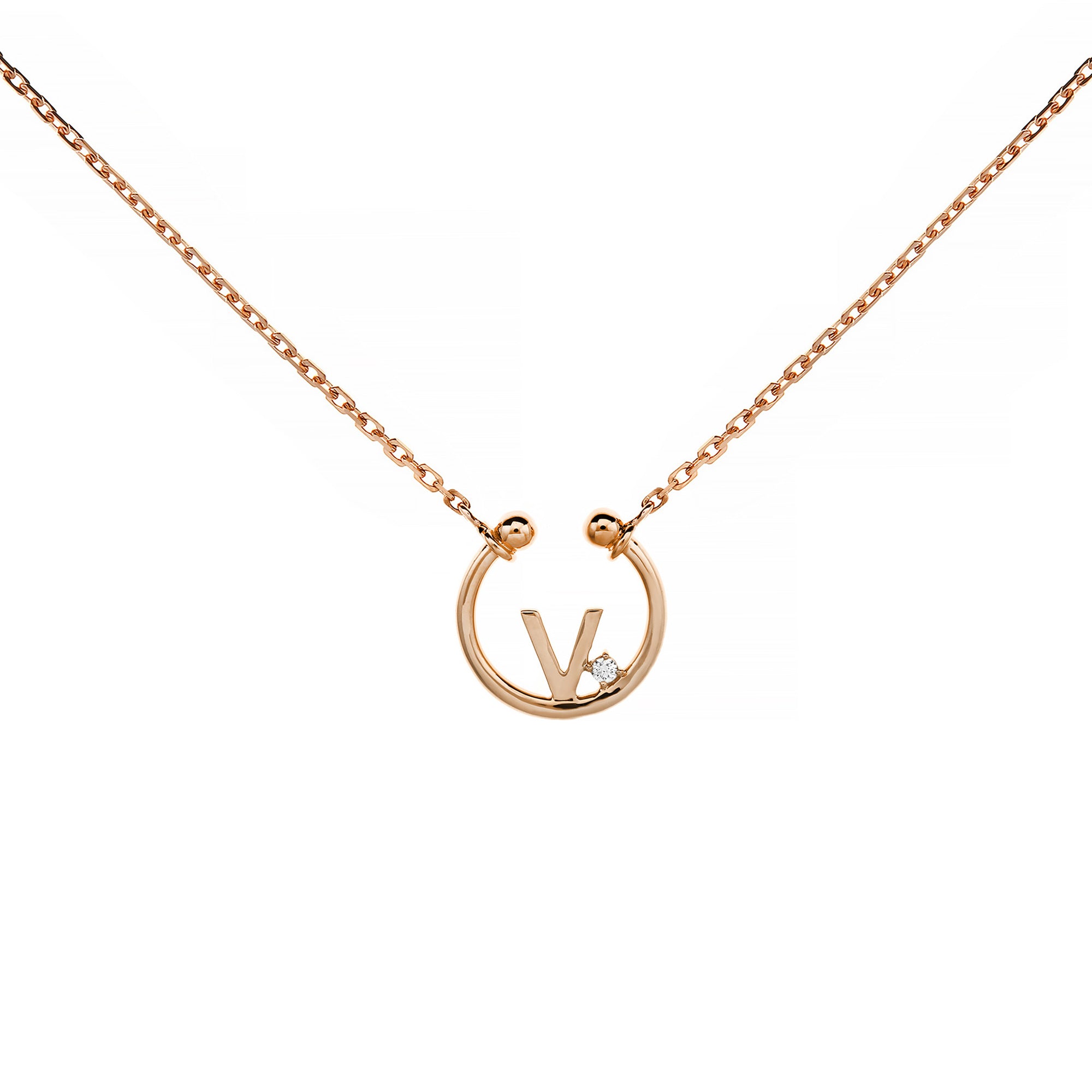 V Alphabeth Diamond Necklace (P2406040010)