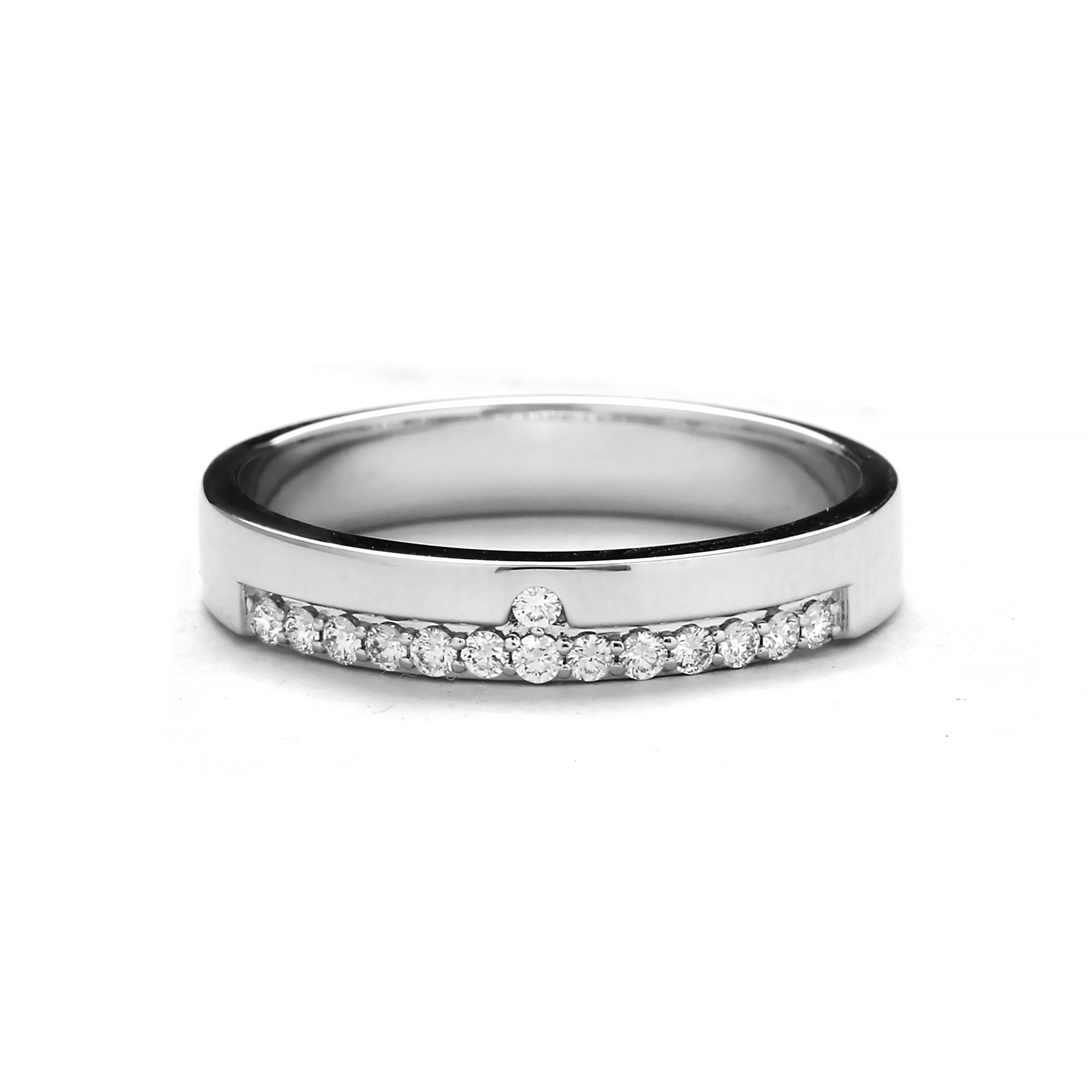 VICTORIA Diamond Ring (P2601150045)