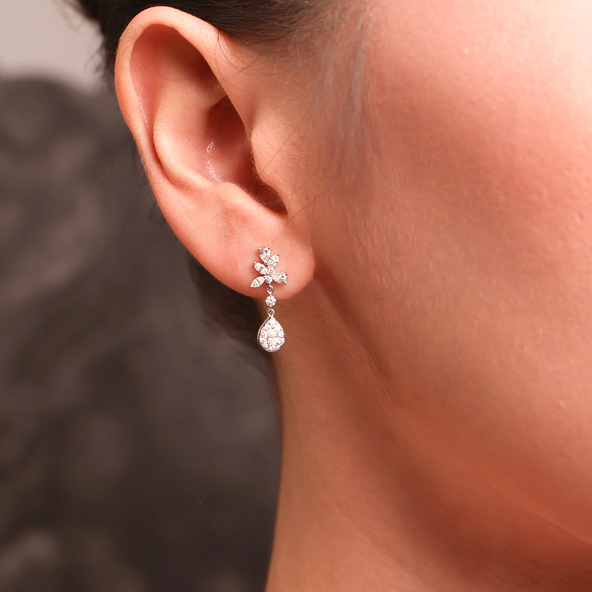 Capella Diamond Earrings (P2308150027)