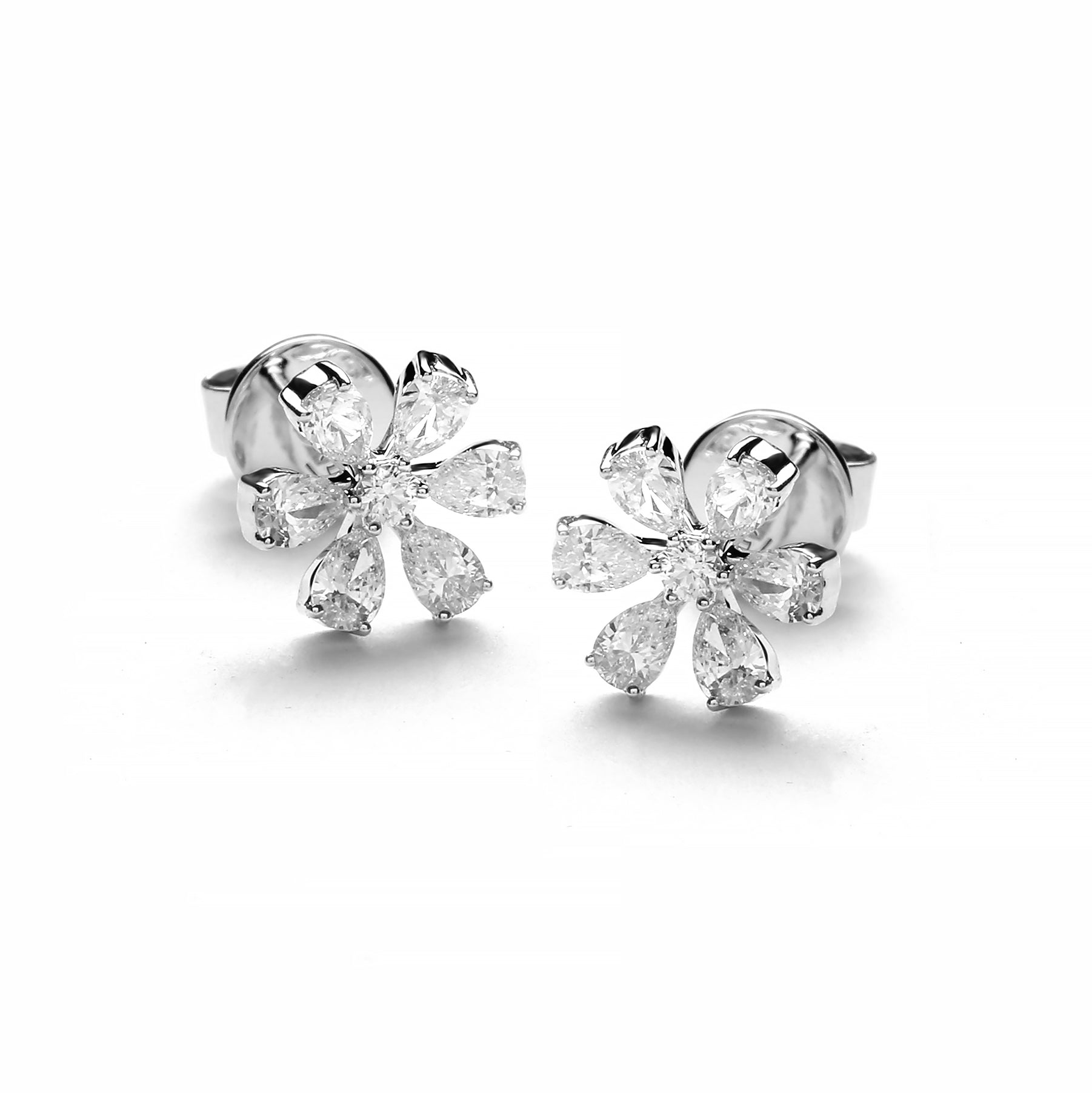 Daniella Diamond Earrings (P2310240086)