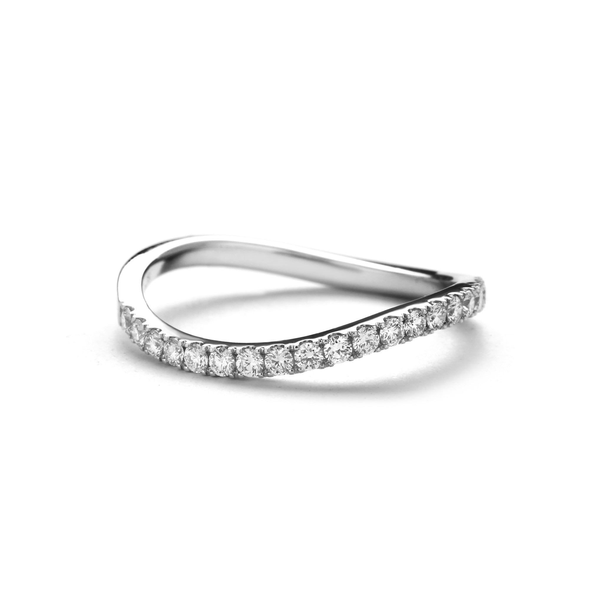Raviely Diamond Ring (P2504230020)