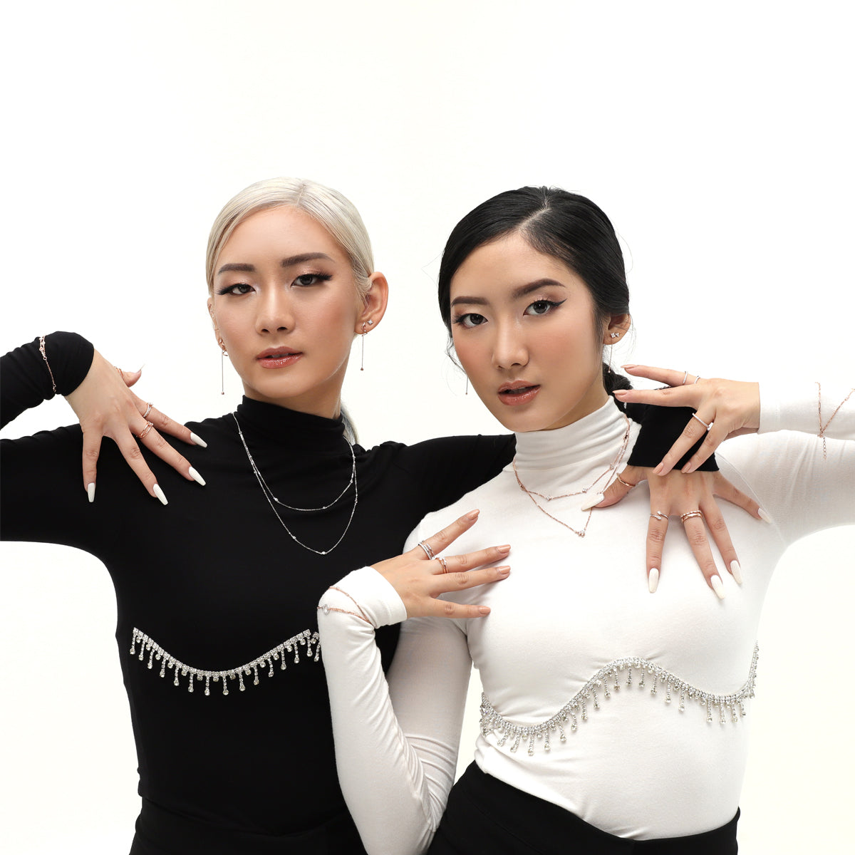 Hyun Jae Diamond Earring (P2110230068)