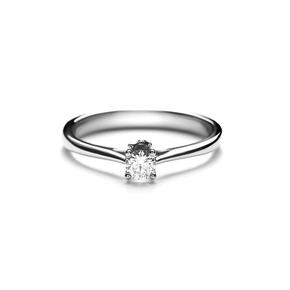 Delia Large Platinum Diamond Ring (T2003030004)