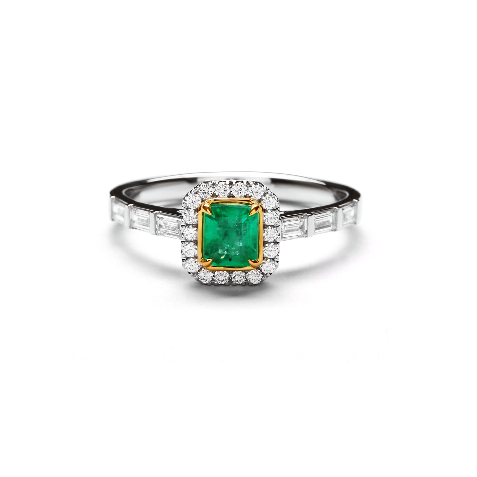 Lorraine Diamond Ring With Emerald (P2303030049)