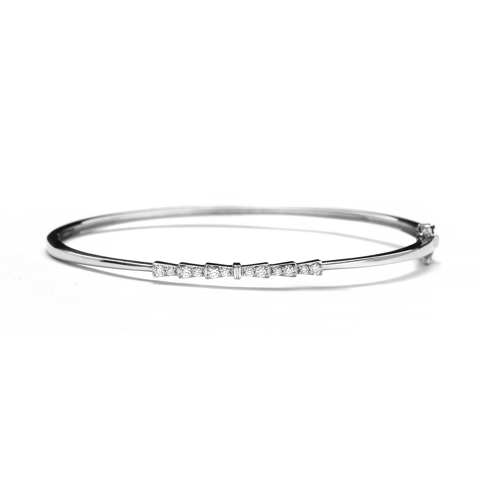 ALESSIA Diamond Bangle (P2602250054)