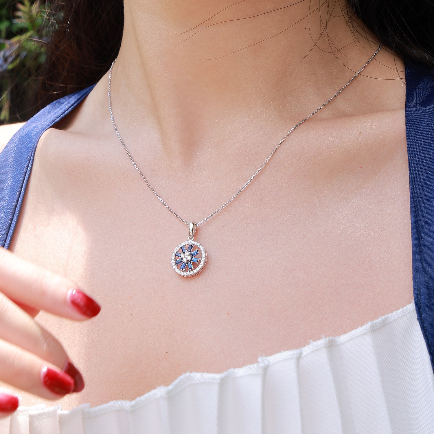 Ariadne Diamond Pendant With Blue Sapphire (P2308030024)