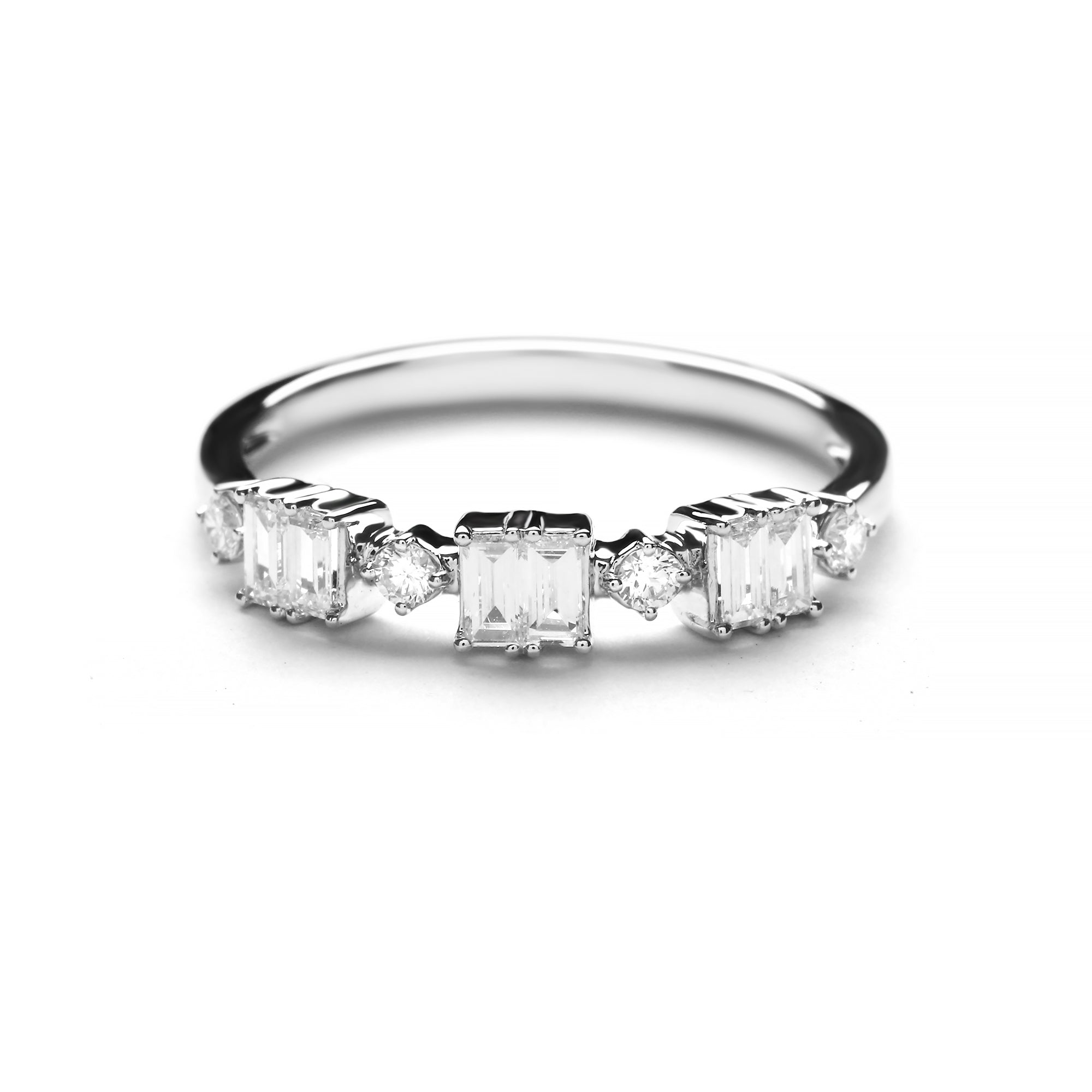 Jovienne Diamond Ring (P2303180102)