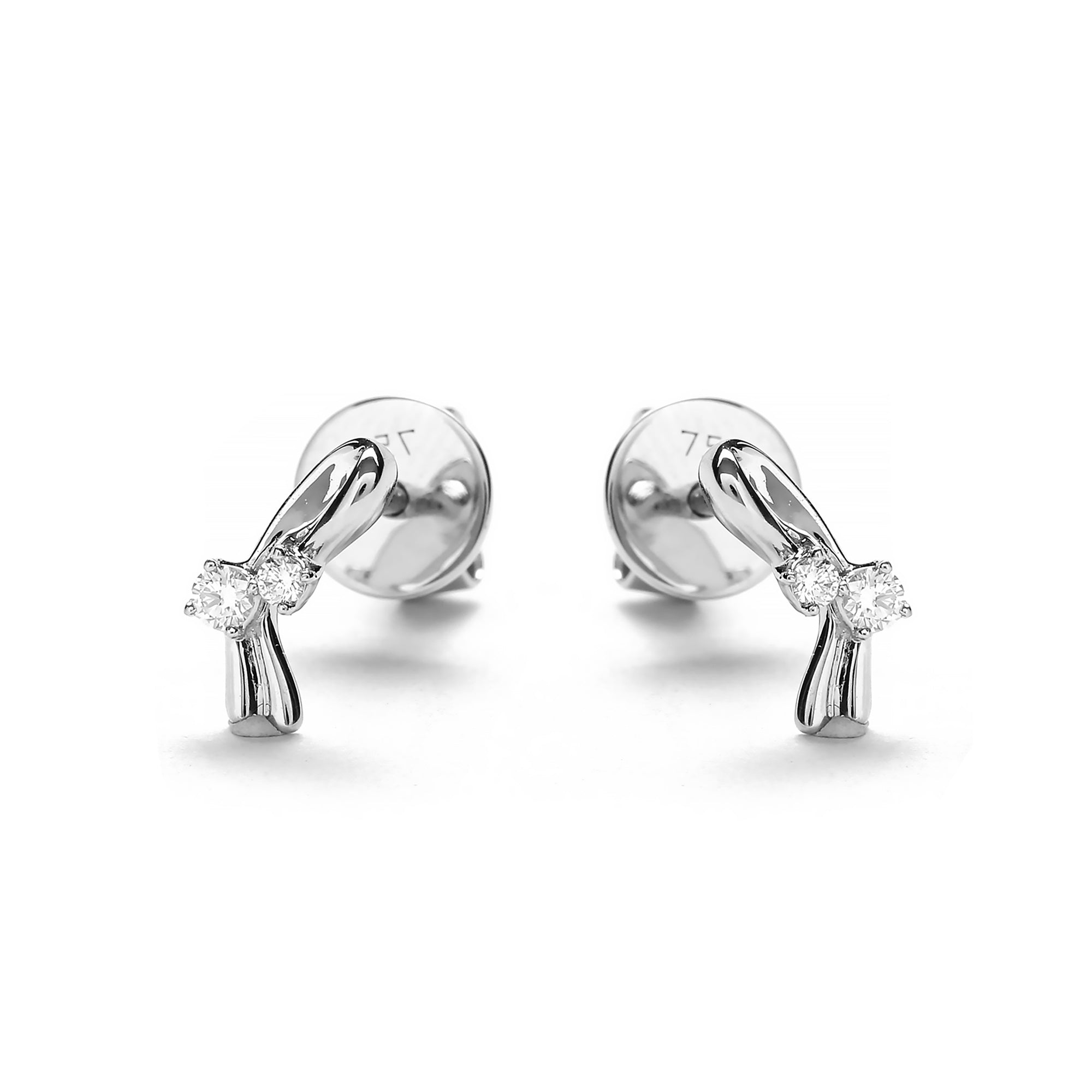 Lyneth Diamond Earring (P2512040103)