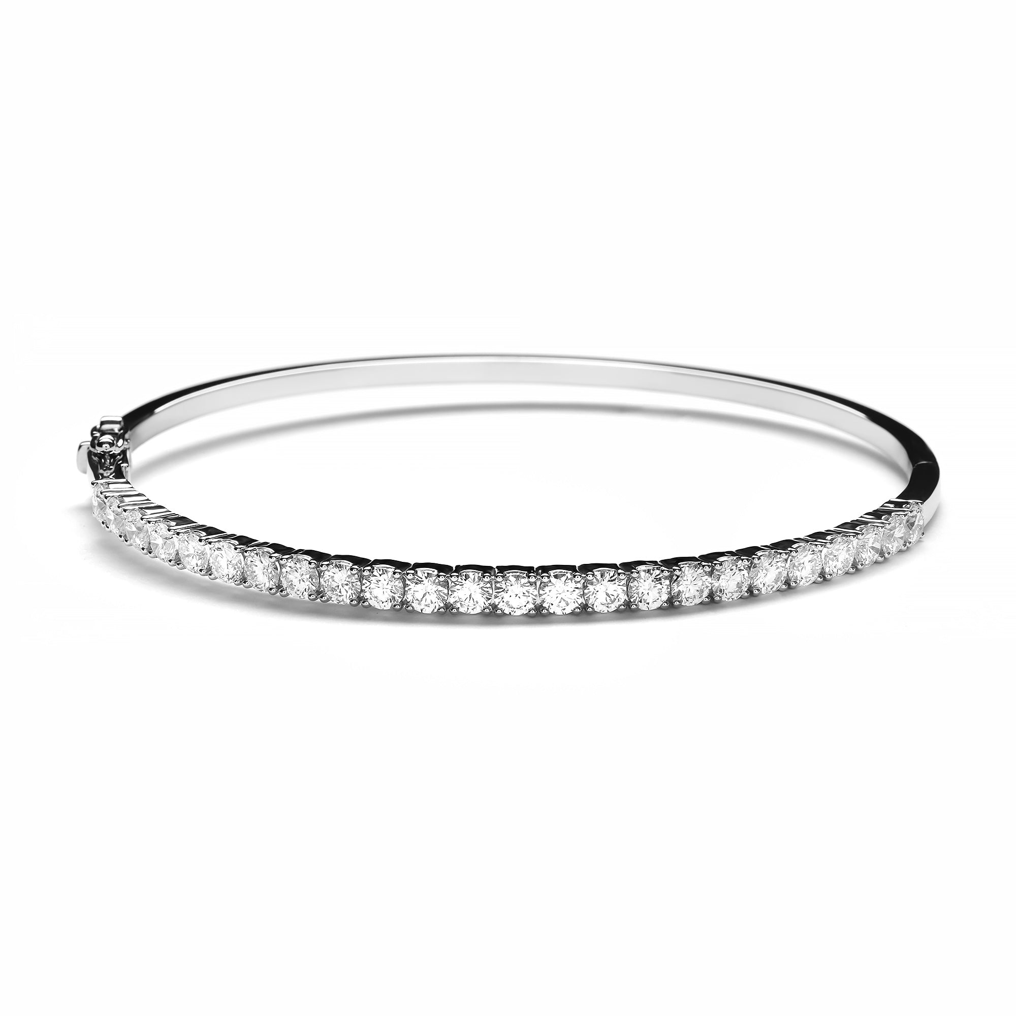 Cassidy Diamond Bangle (P2402200032)