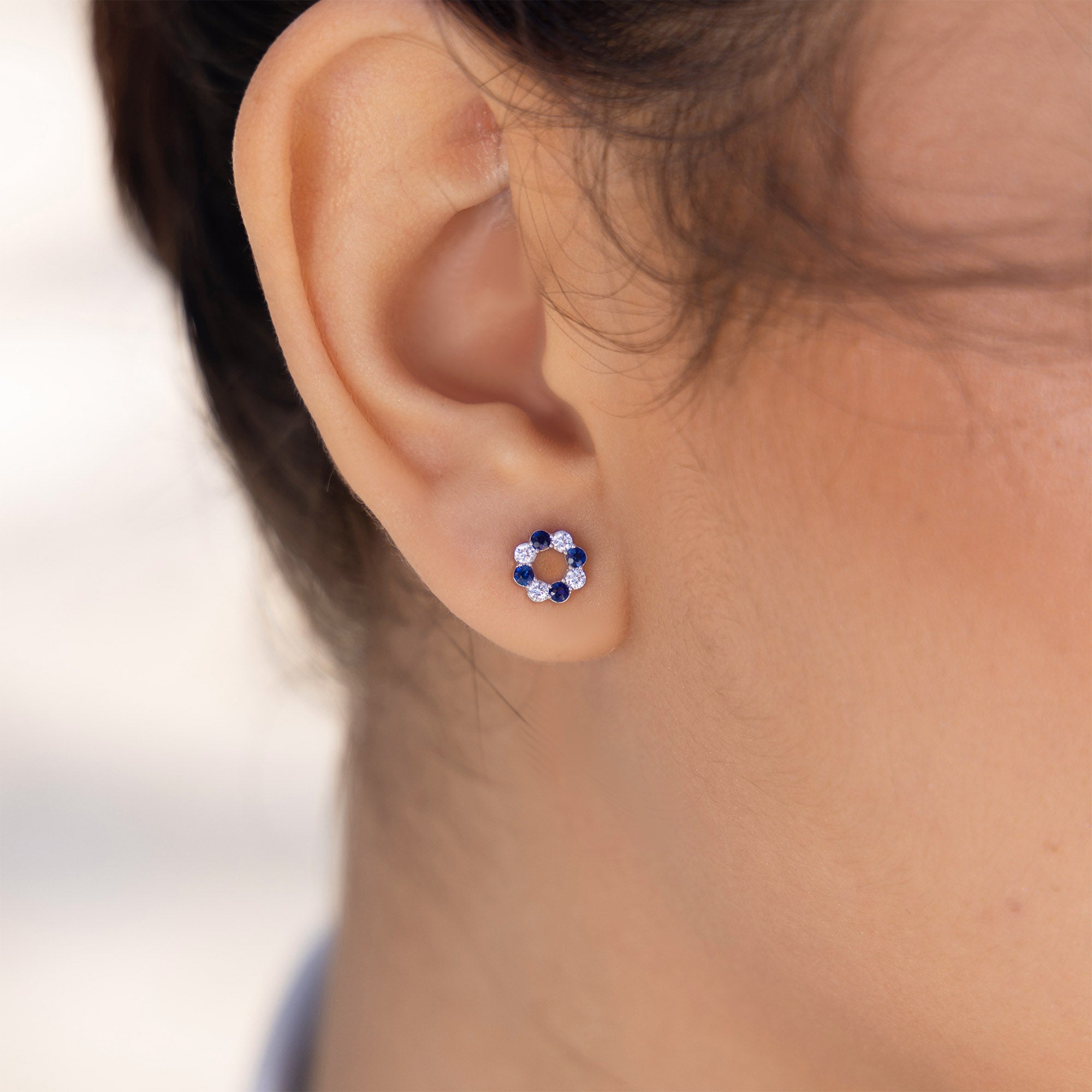 Deepsea Diamond Earring With Blue Sapphire (P2412130013)
