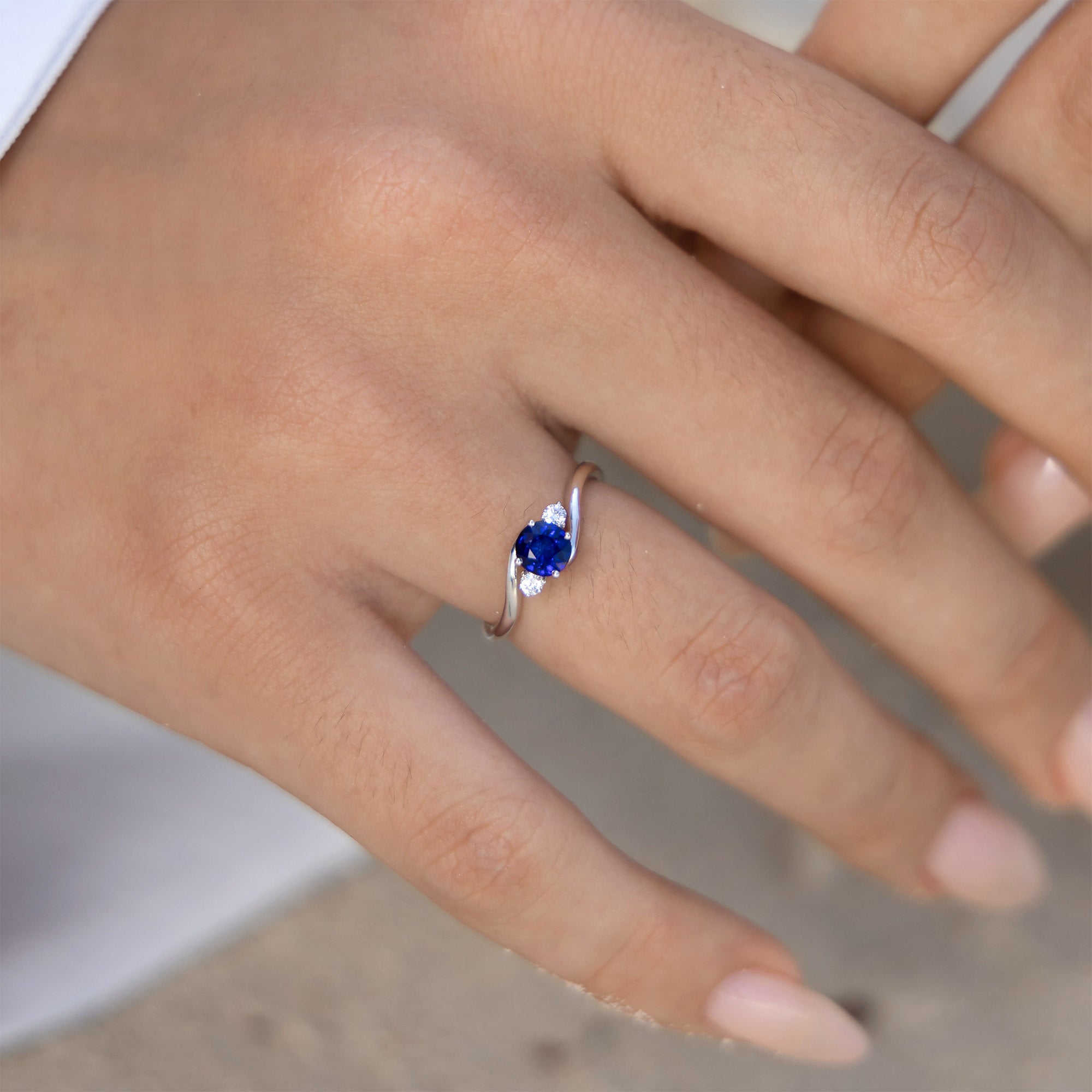 Echo Diamond Ring With Blue Sapphire (D2409110001)