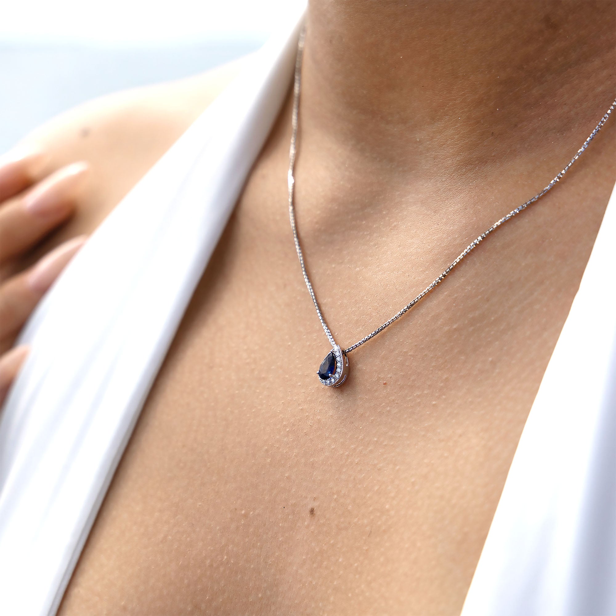 Seafoam Diamond Pendant With Blue Sapphire (P2411180015)