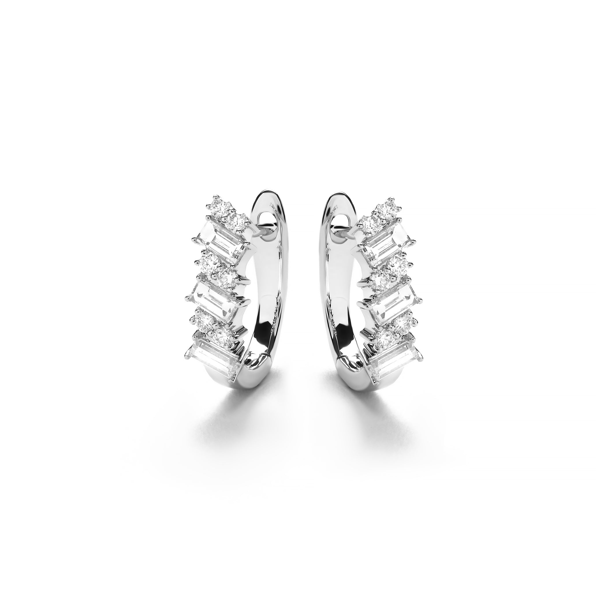 Halmahera Diamond Earrings (P2108190064)