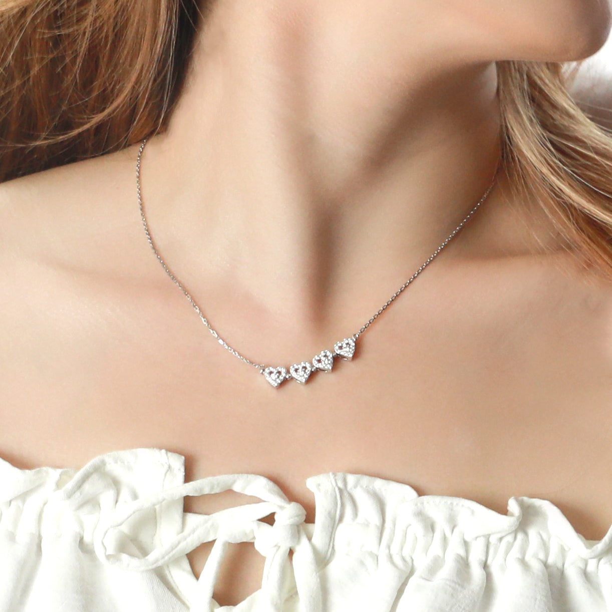 Love and Luck Diamond Necklace (P2208230014)