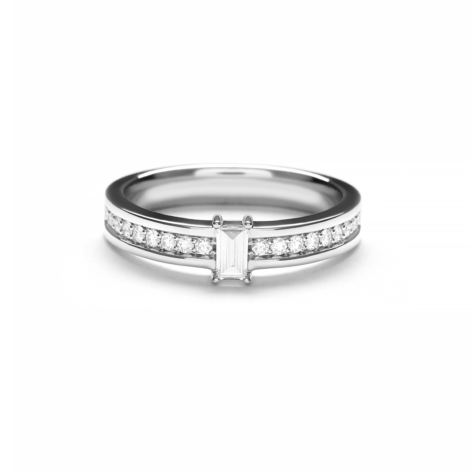 Indyra for Women Diamond Ring (P2110280134)