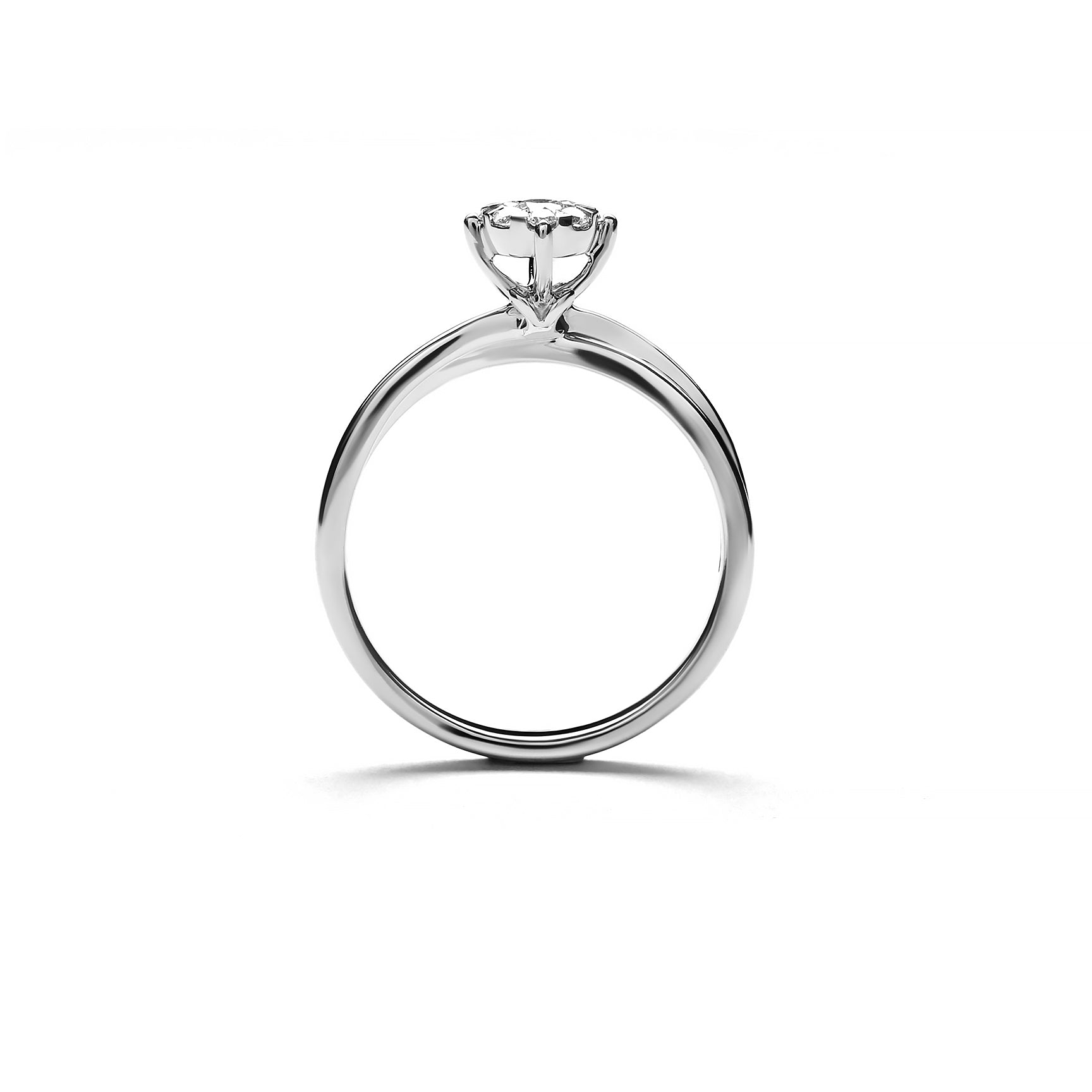 Vanessa Large Two Tone Diamond Ring (P2208040003)