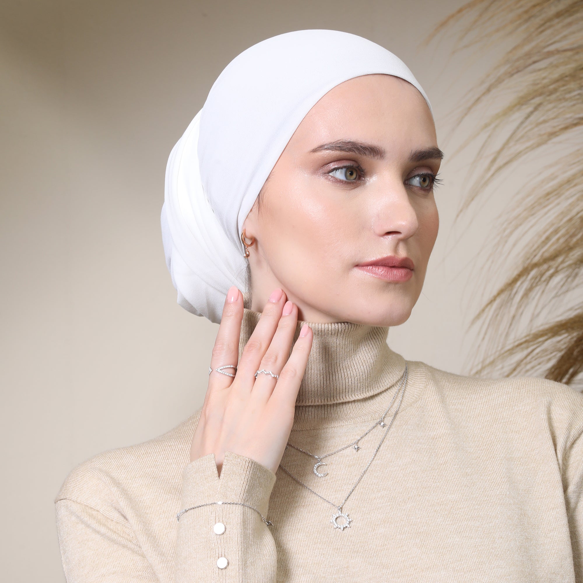 Salima Diamond Earrings (P2201280005)