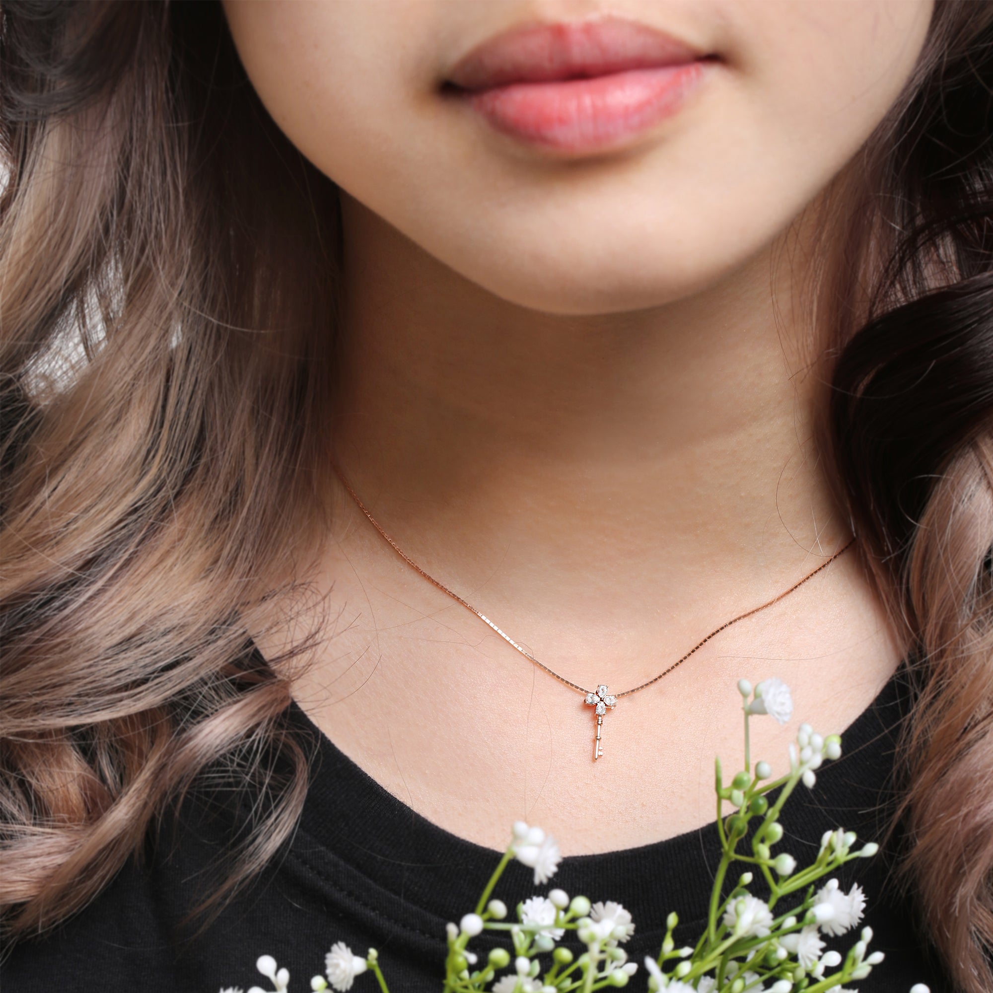 Faneta Pear Diamond Pendant (P2201110135)