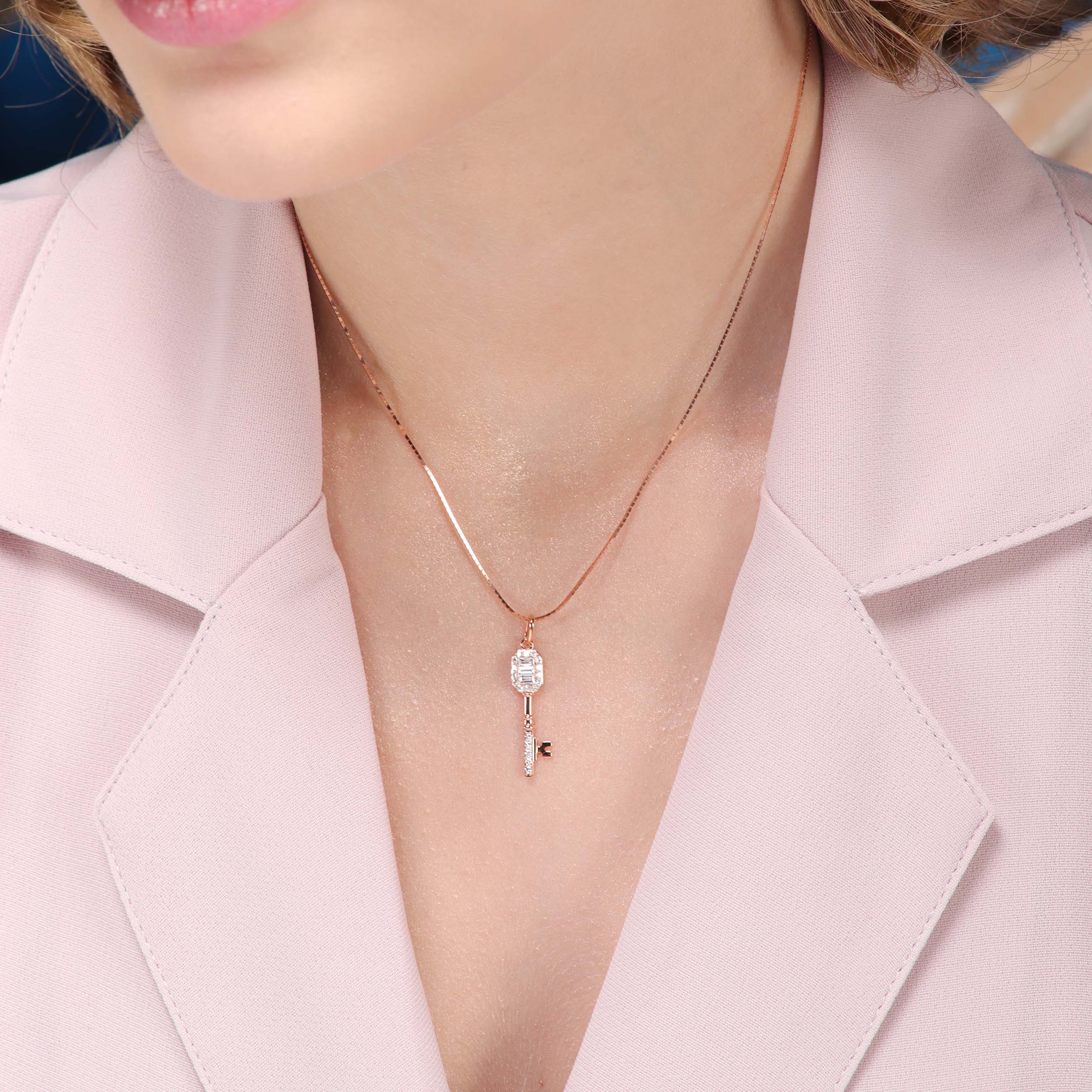 Prosperity Key Diamond Pendant (P2206020005)